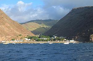 Click image for larger version

Name:	St_Helena___Jamestown.jpg
Views:	25
Size:	51.8 KB
ID:	1089