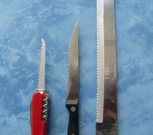 Click image for larger version

Name:	serrated_edge_knives.jpg
Views:	47
Size:	80.1 KB
ID:	1181