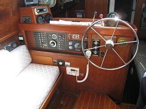Click image for larger version

Name:	Pilot house steering1.jpg
Views:	8
Size:	43.9 KB
ID:	1759